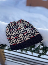 Load image into Gallery viewer, Snow Day Hat Pattern - Sisu Pattern