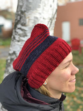 Load image into Gallery viewer, Point Blanket Toque Sisu Pattern