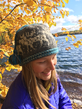 Load image into Gallery viewer, Moose Hat Sisu Pattern