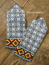 Load image into Gallery viewer, Two Color &quot;Scandinavian Style&quot; Mitten Class
