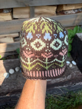 Load image into Gallery viewer, Gardener's Hat Kit

