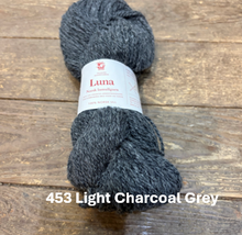 Load image into Gallery viewer, Luna - Hillesvag
